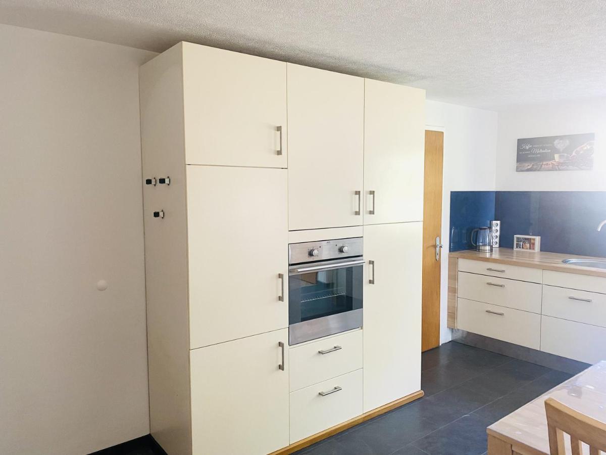 Ferienwohnung Ellenweiler Bis 15 P FDH Esterno foto